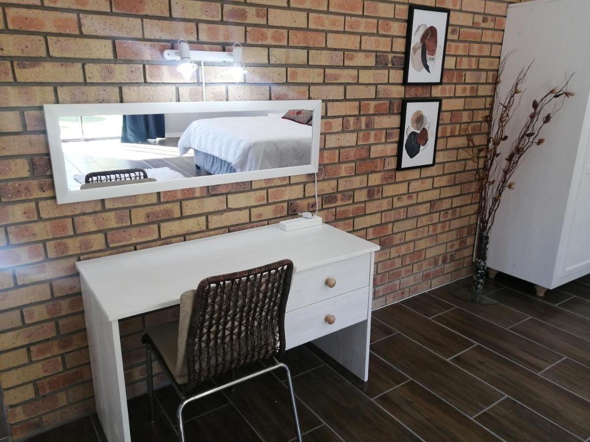 Easy Inn Guesthouse เวลคอม ภายนอก รูปภาพ