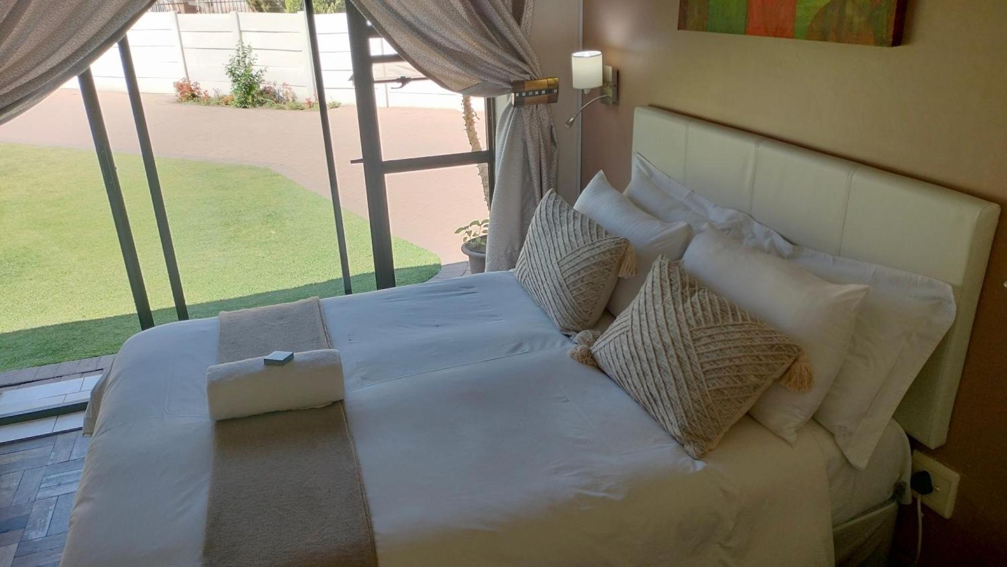 Easy Inn Guesthouse เวลคอม ภายนอก รูปภาพ